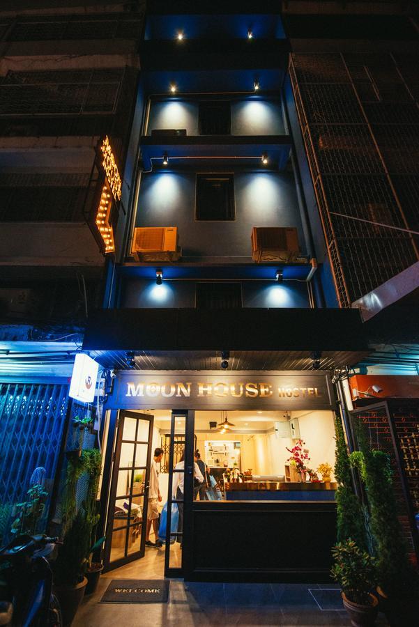 Moon House Hostel Bangkok Exterior foto
