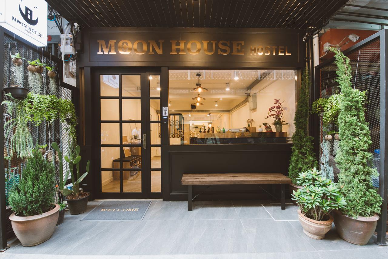Moon House Hostel Bangkok Exterior foto